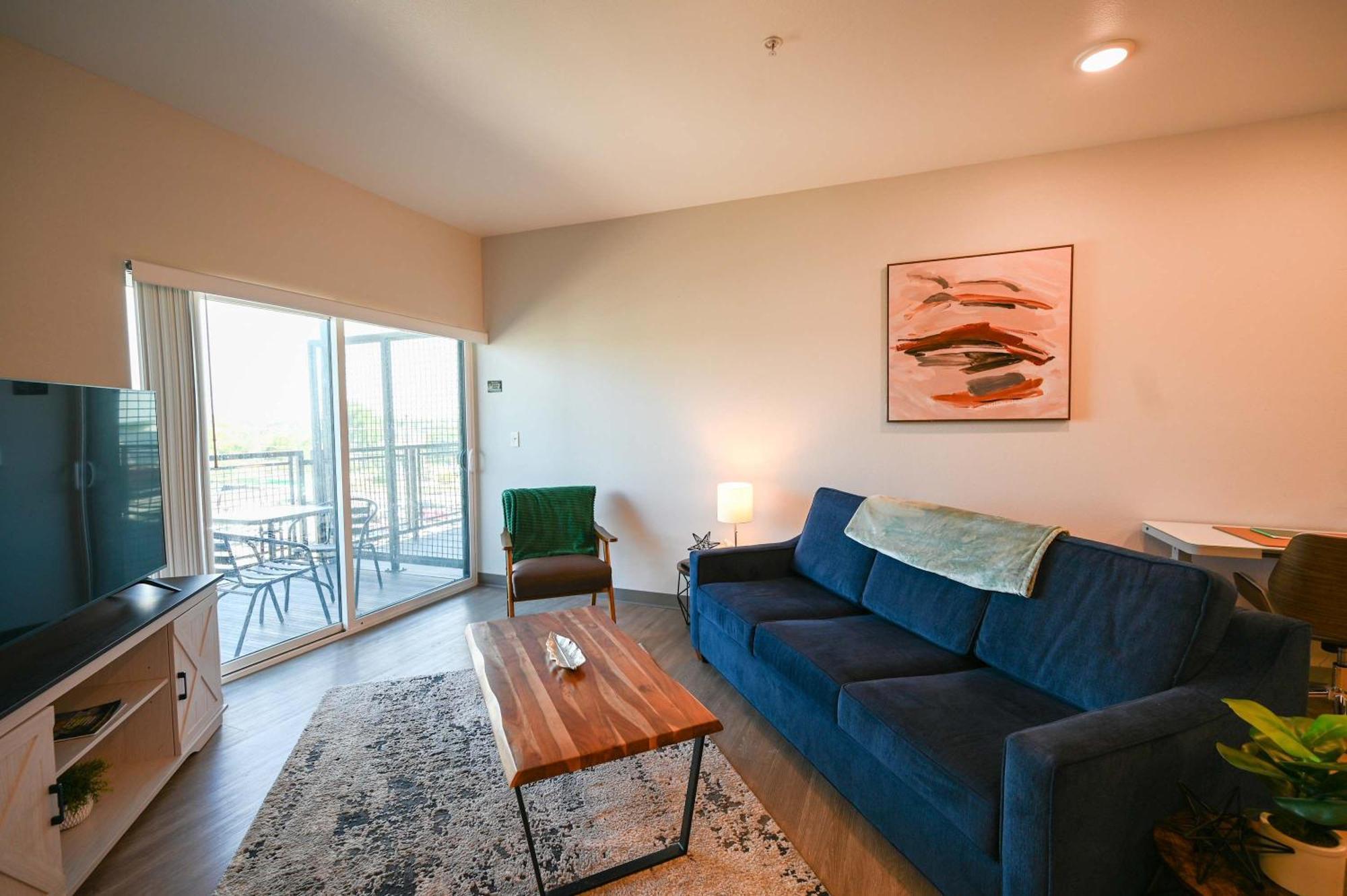 2 Bedroom Brand New Apartment Near Mayo, Park Free Rochester Esterno foto